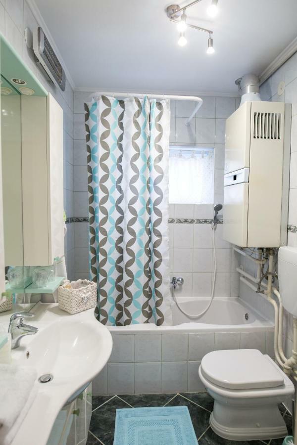 Apartmani Grlice II วาราชดีน ภายนอก รูปภาพ